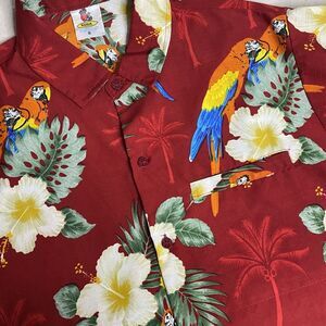 VTG Rima Beachworld Short Sleeve Button Up‎ Men's Tucan Hawaiian Small Red Shirt